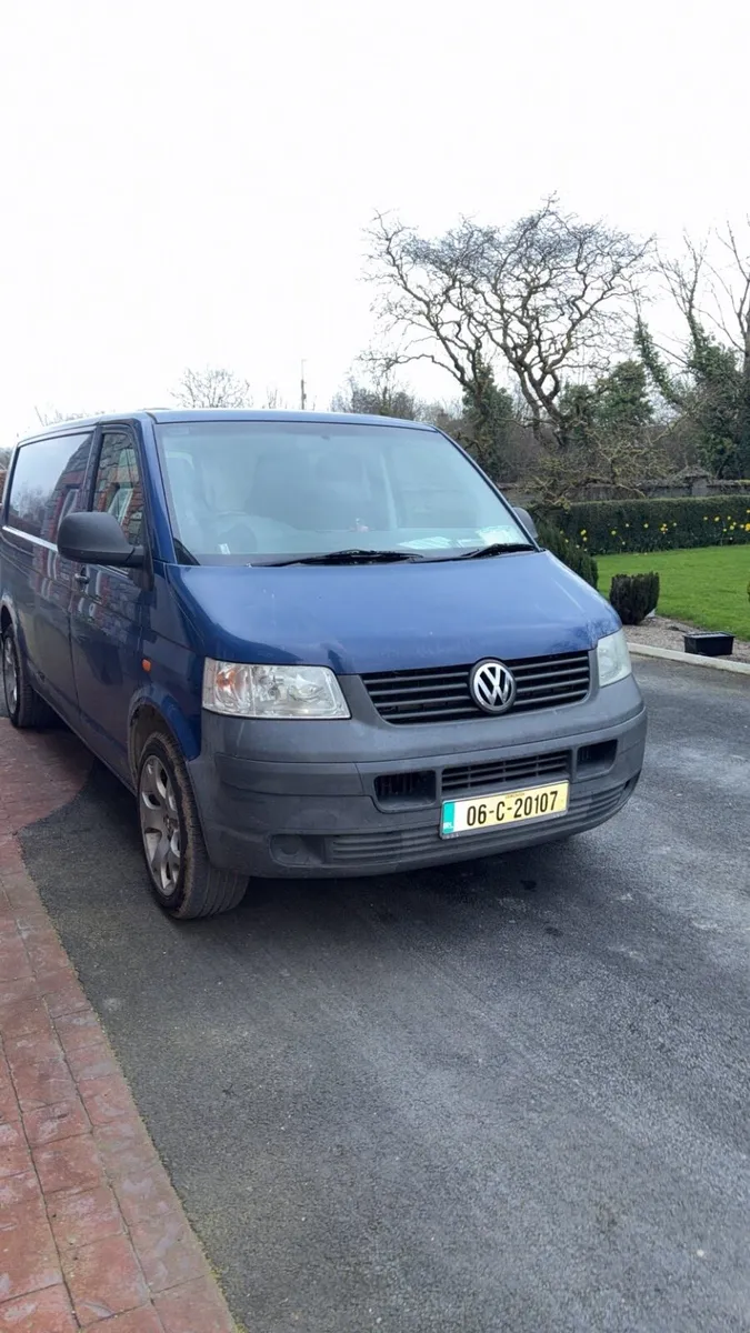 Transporter 2.5 tdi Camper - Image 1