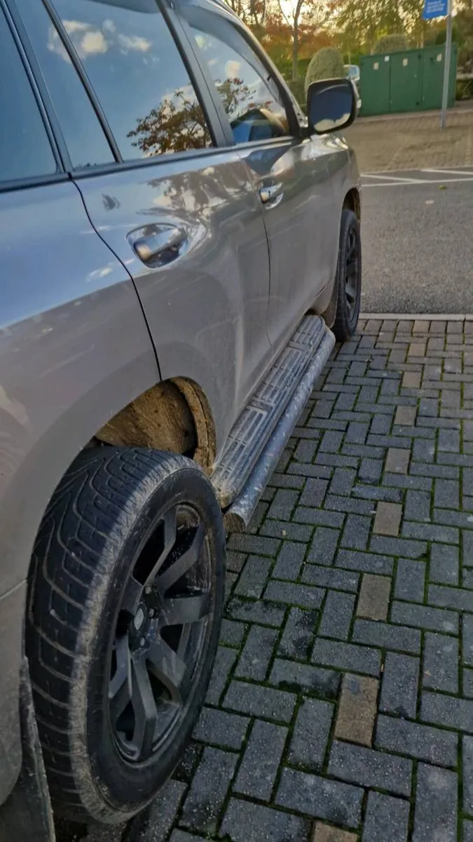 Alloys for landcruiser - Image 1