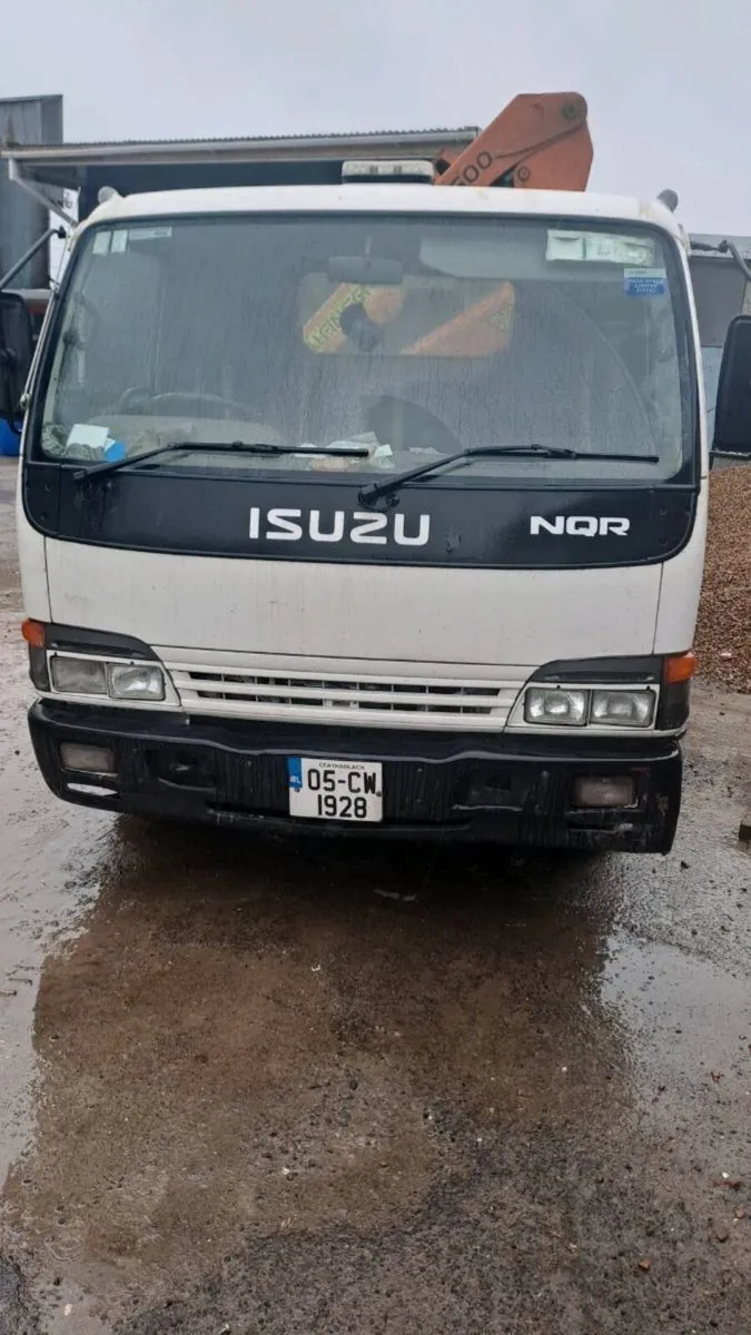 Isuzu ford.8 nqr - Image 1