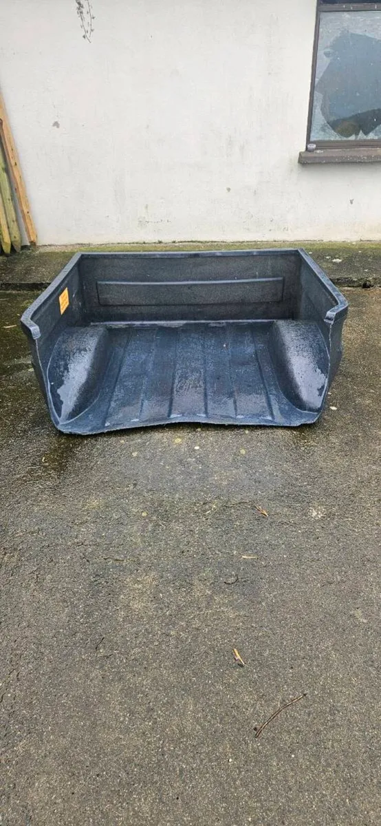 Land cruiser - Image 1