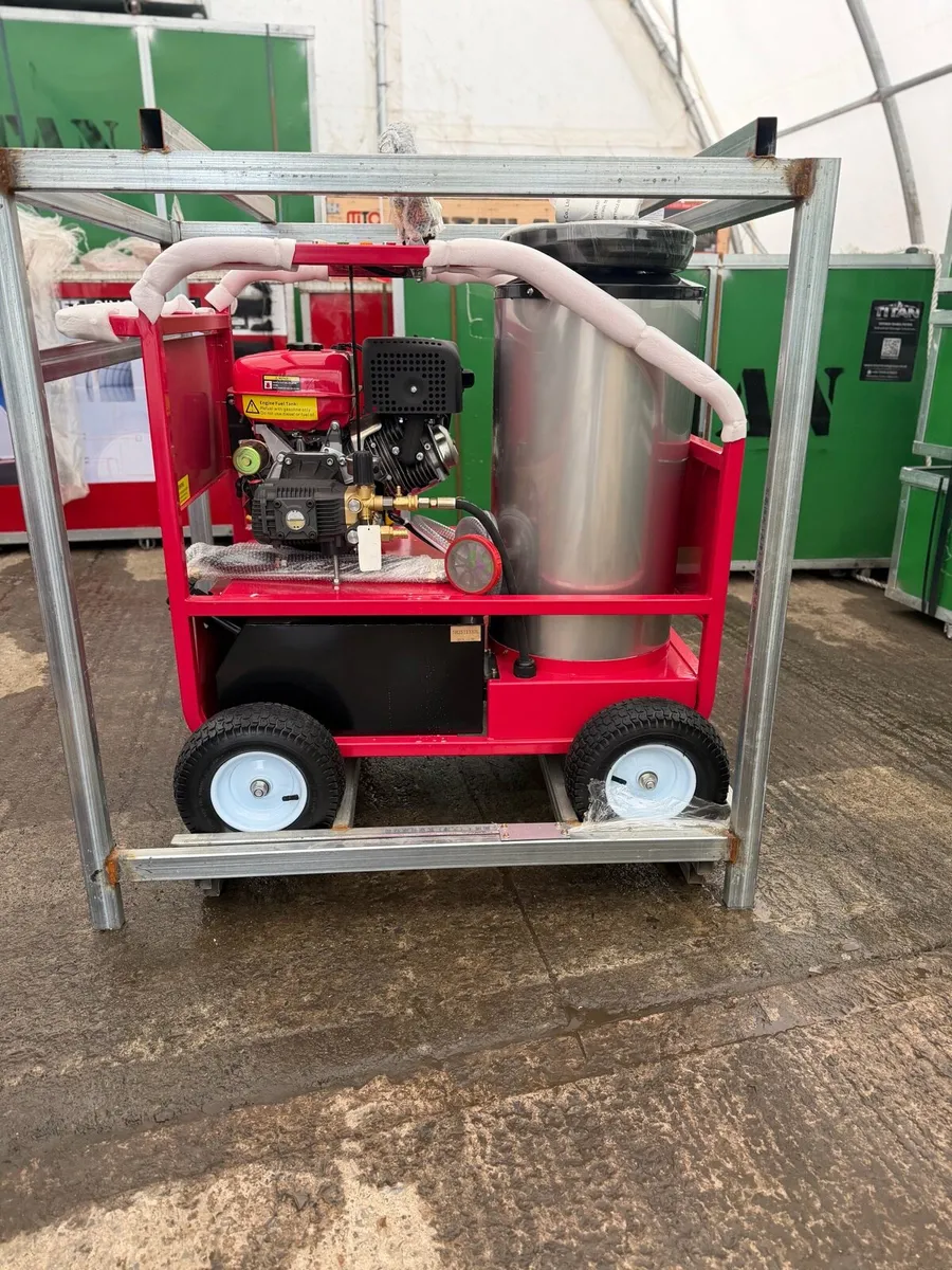 4000 PSI Hot Water Pressure Washer Mobile Unit - Image 1