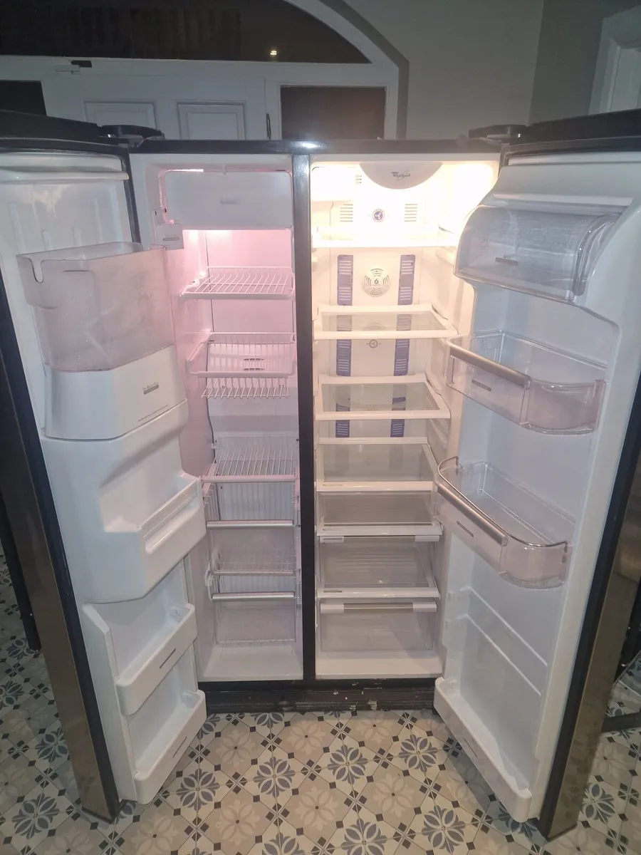 Whirlpool American Fridge Freezer - Image 2