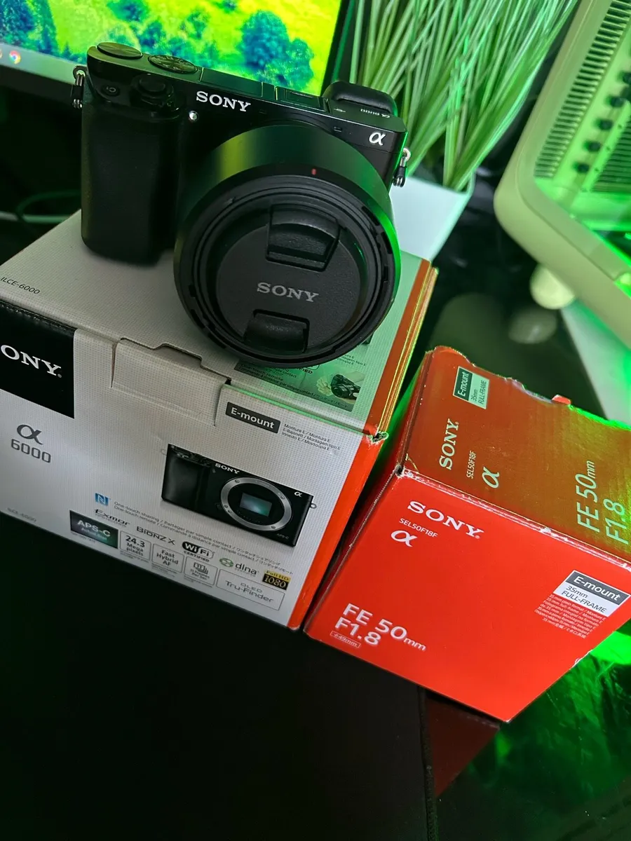 Sony a6000 kit - Image 1