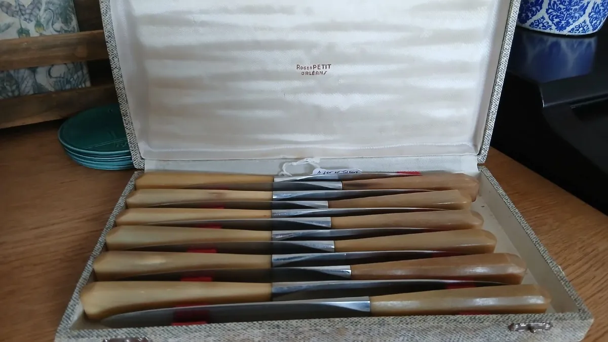 Vintage Knives - Image 2