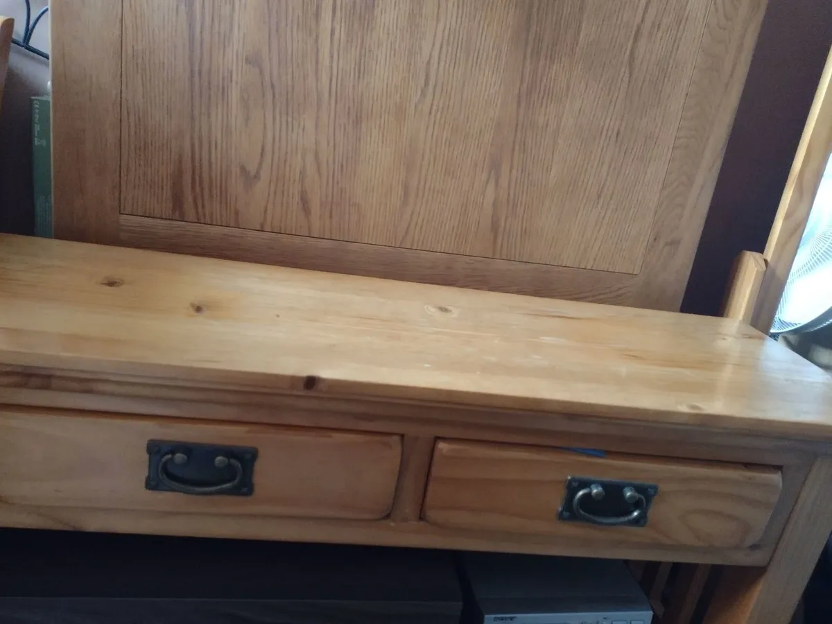 Heavy antique Pine hall table with shelf/drawers - Image 3