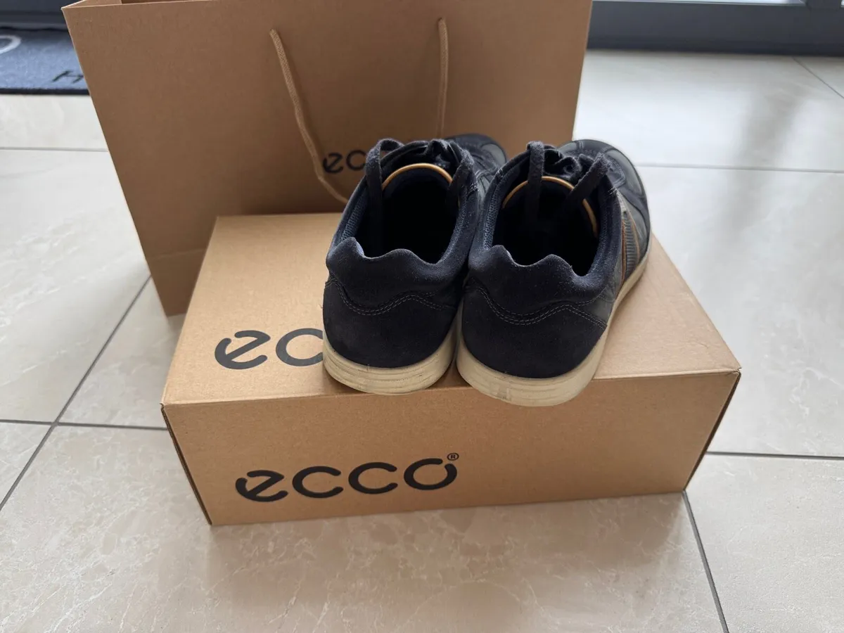 ECCO Leather Trainers - Image 4