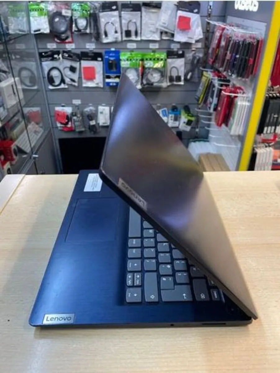 Lenovo Ideapad 3 14" - Image 2