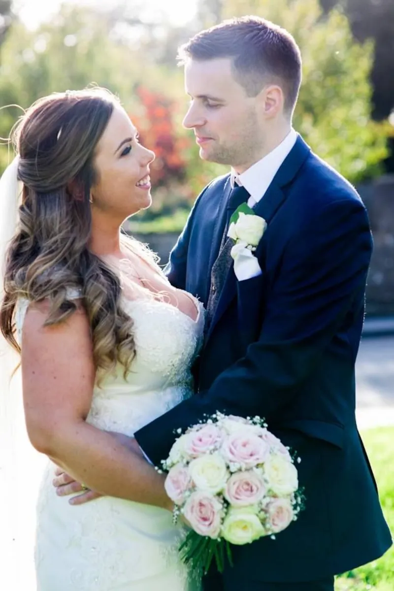 Professional Wedding Photographer - Image 4