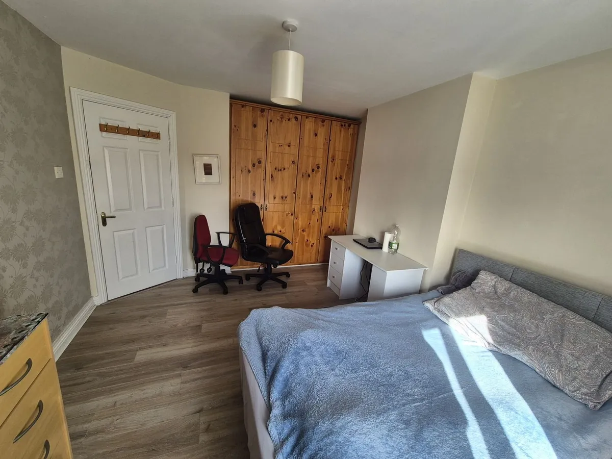 Houseshare - Image 2