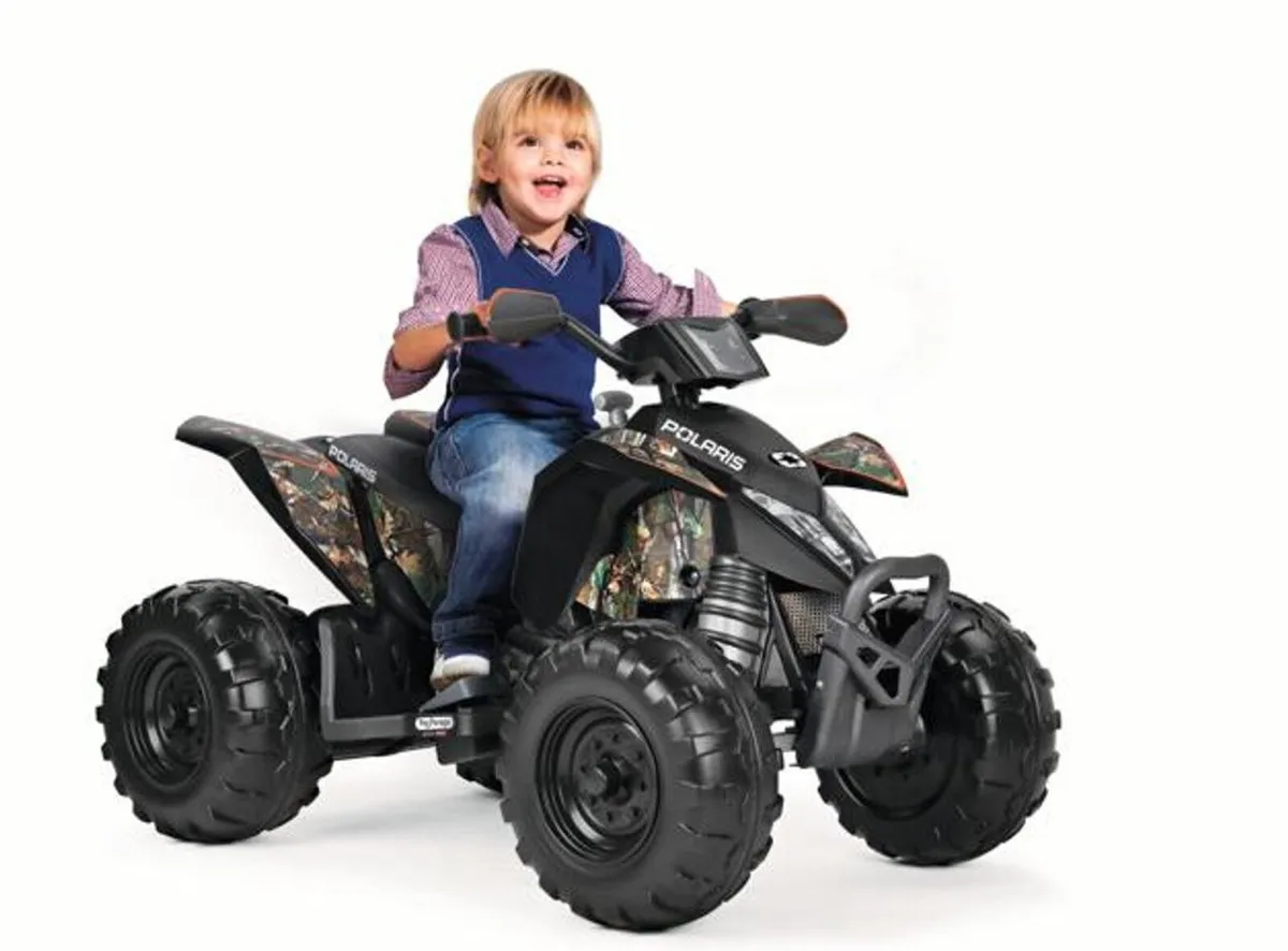 Peg Perego Polaris Outlaw 330W Camo 12V Quad - Image 2