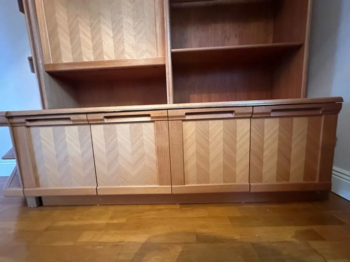 Mid century G Plan dining room table, 6 chairs. - Image 2