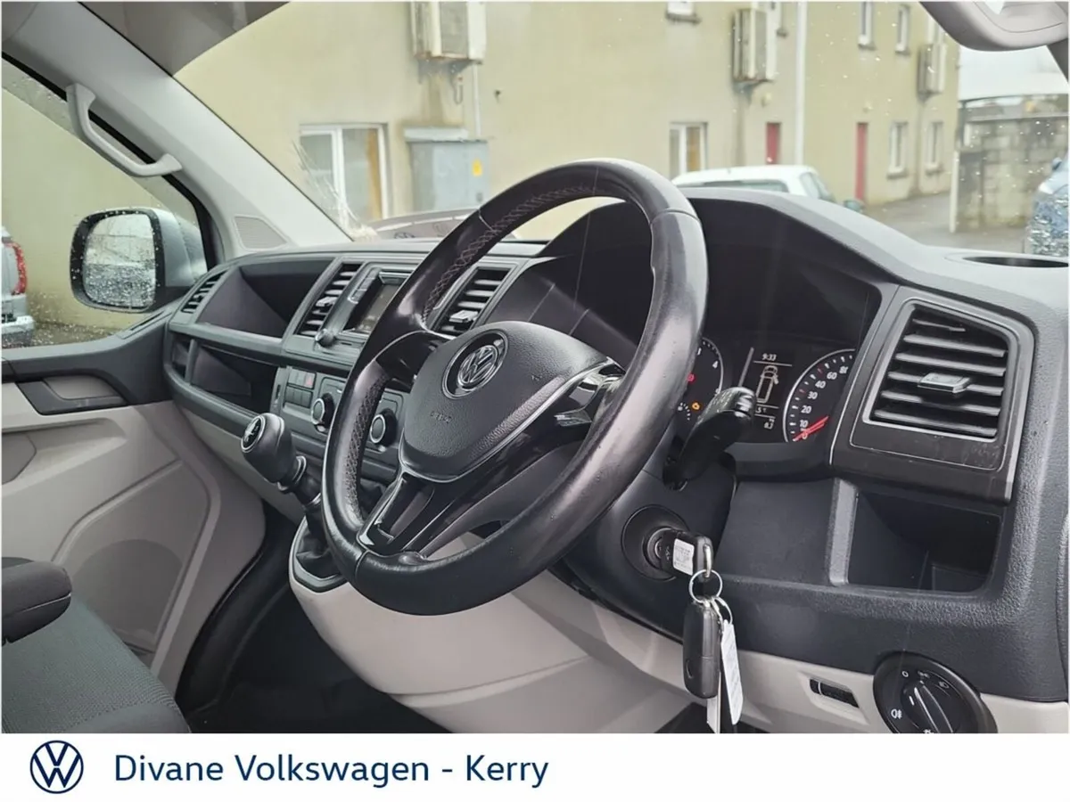 Volkswagen Transporter TRENDLINE LWB 2.0TDI 102BHP - Image 4