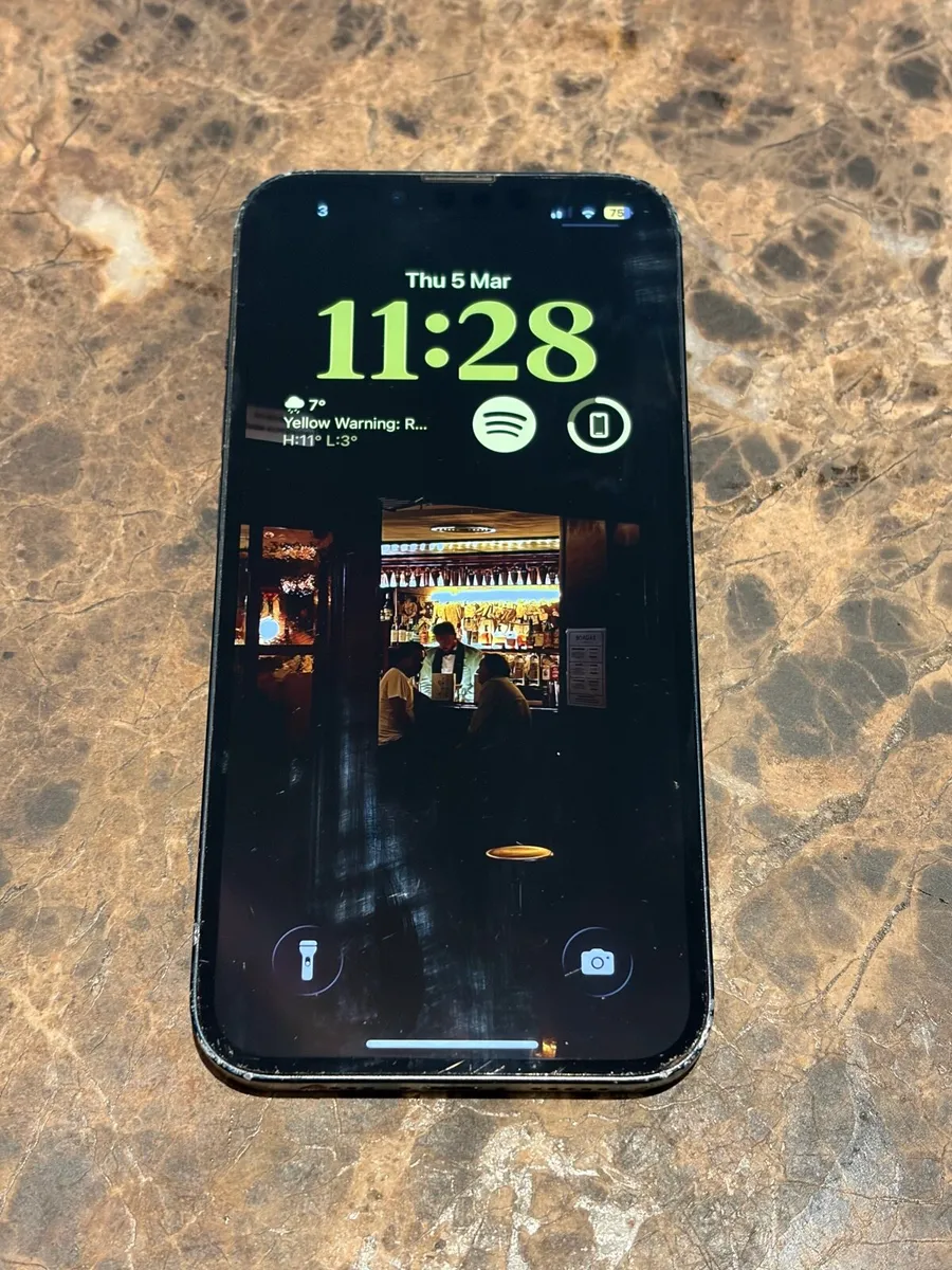 Apple iPhone 13 - Image 2