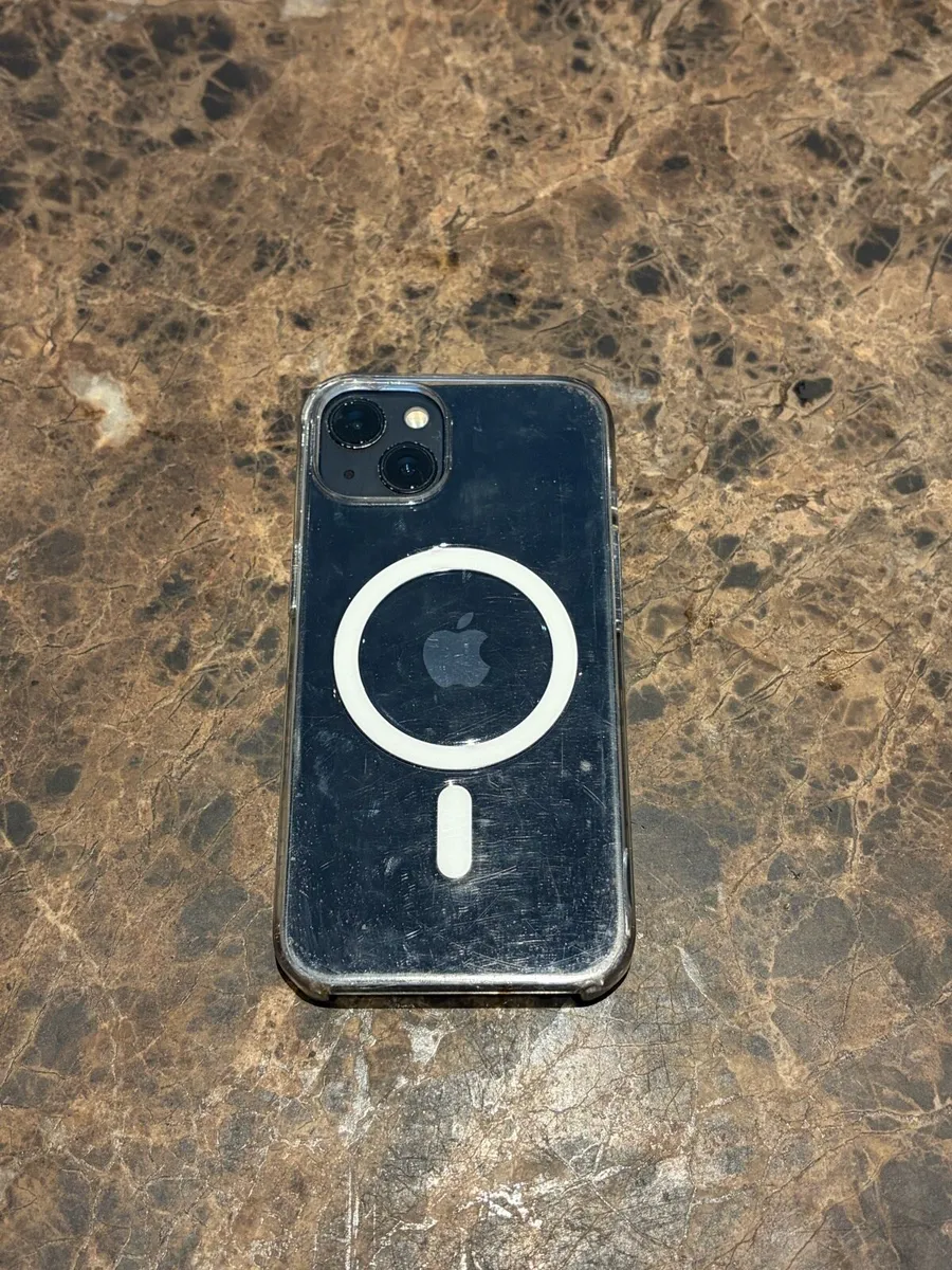 Apple iPhone 13 - Image 4