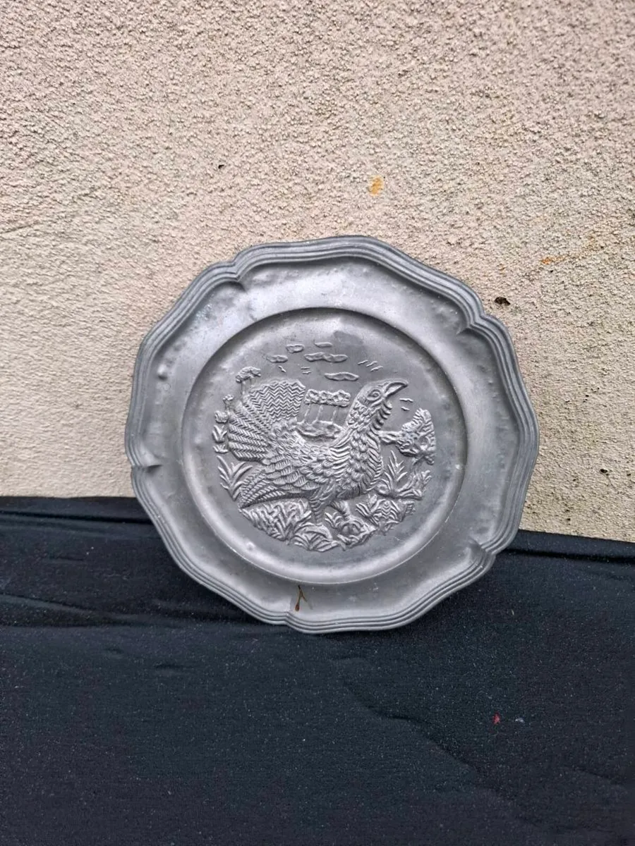 Pewter plate - Image 1