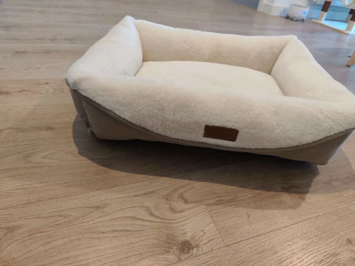 Cat bed - Image 1