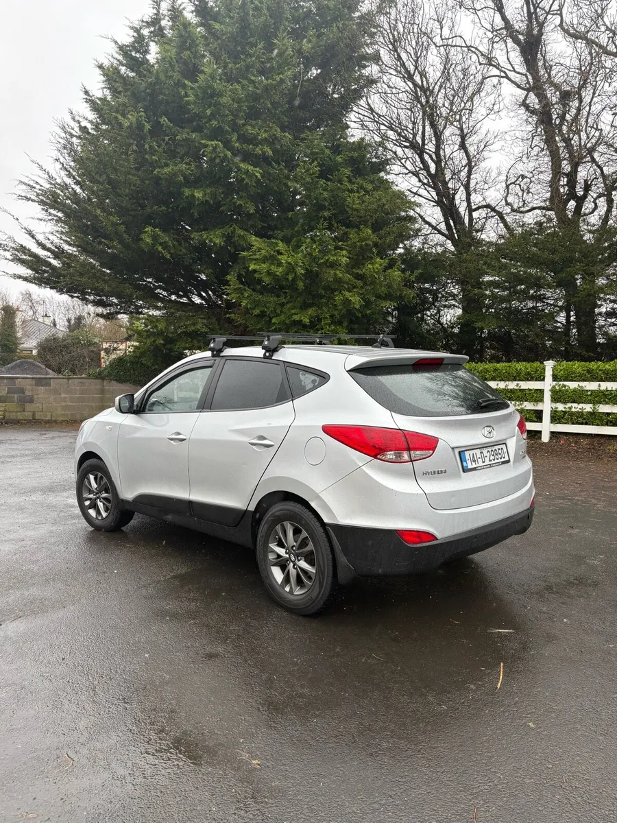 2014 Hyundai IX35 tax 9/26 doe 7/26 mint condition - Image 3