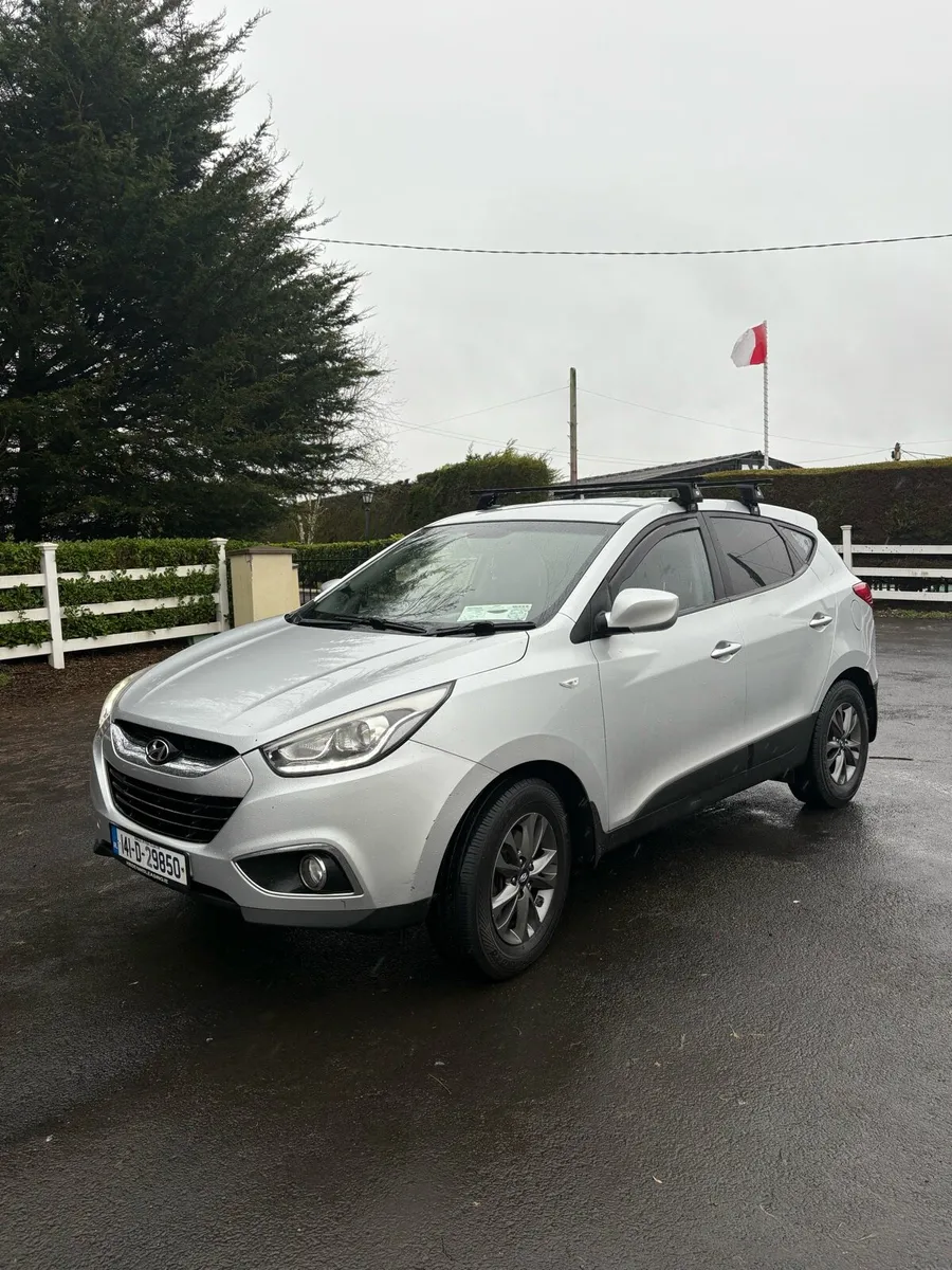 2014 Hyundai IX35 tax 9/26 doe 7/26 mint condition - Image 2