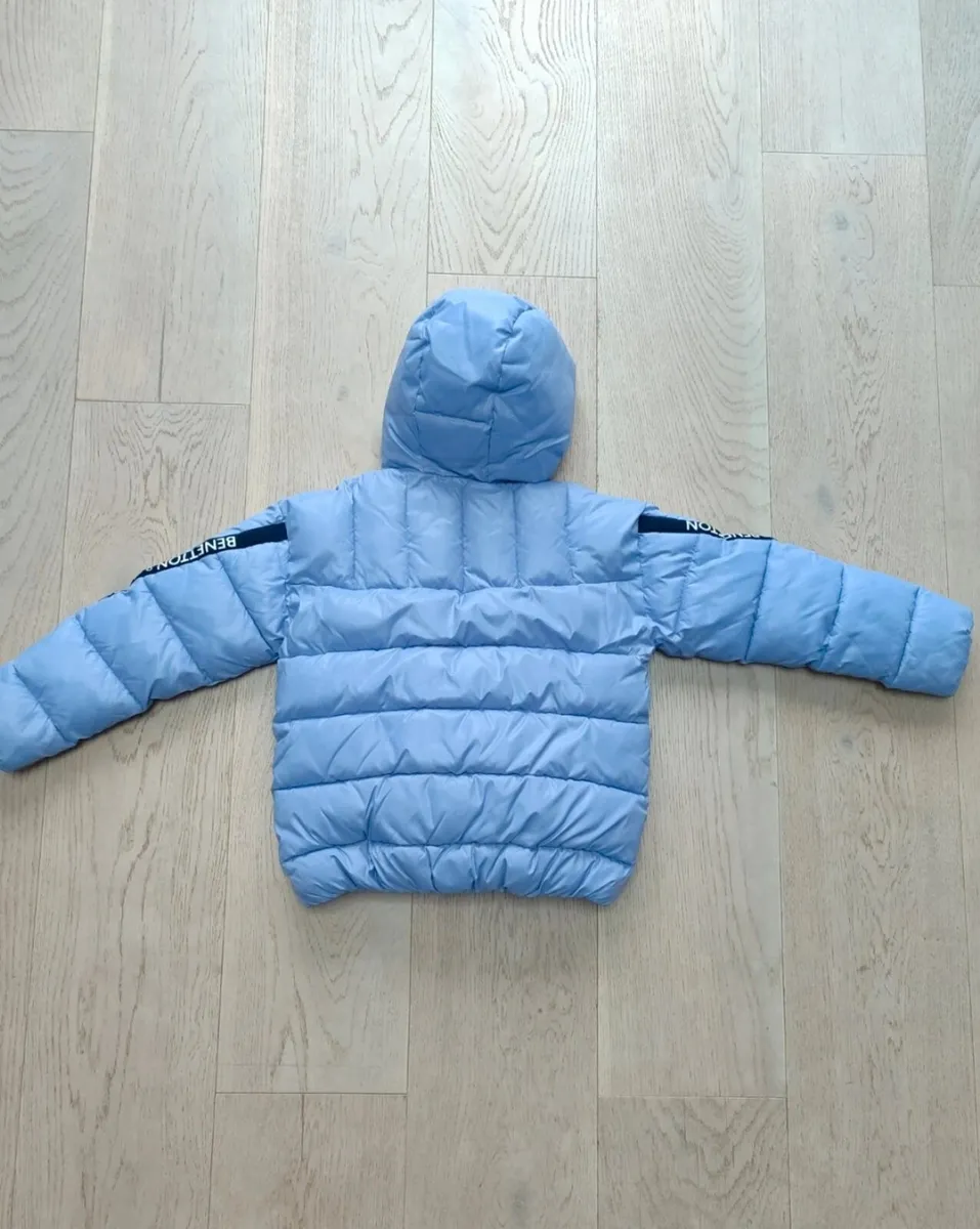 Girls Benetton puffer jacket - Image 2