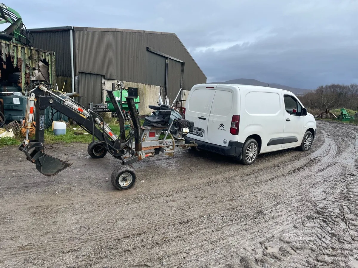 Mini digger - Image 4