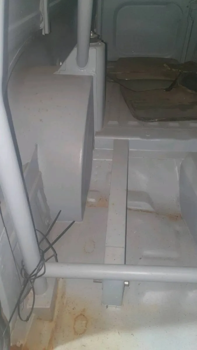 Mk2 escort van - Image 3