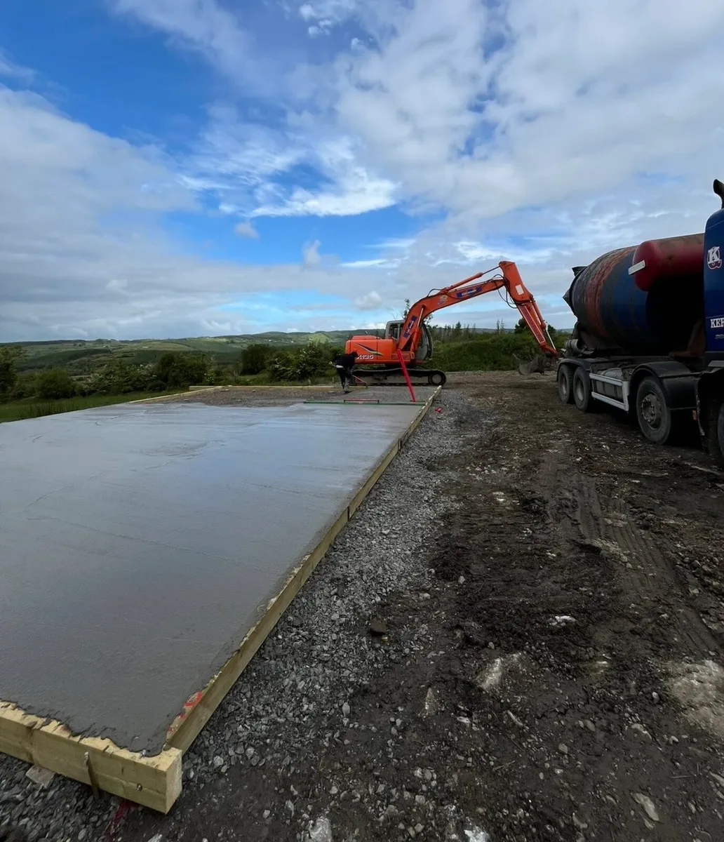 Sheds/footpath/shuttering - Image 3