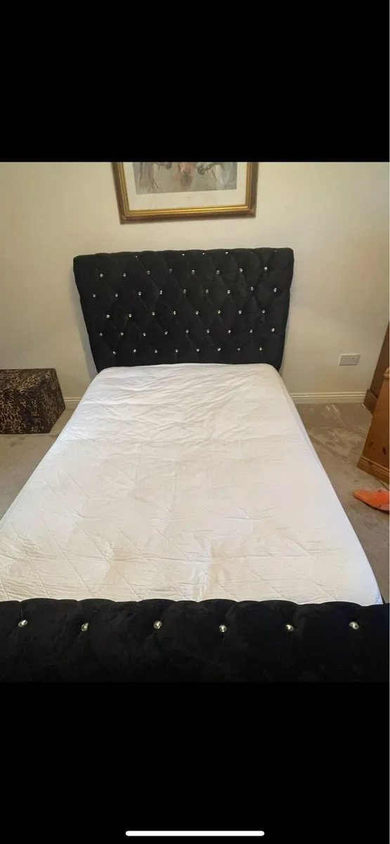 Sleigh Bed and mattress - Image 2