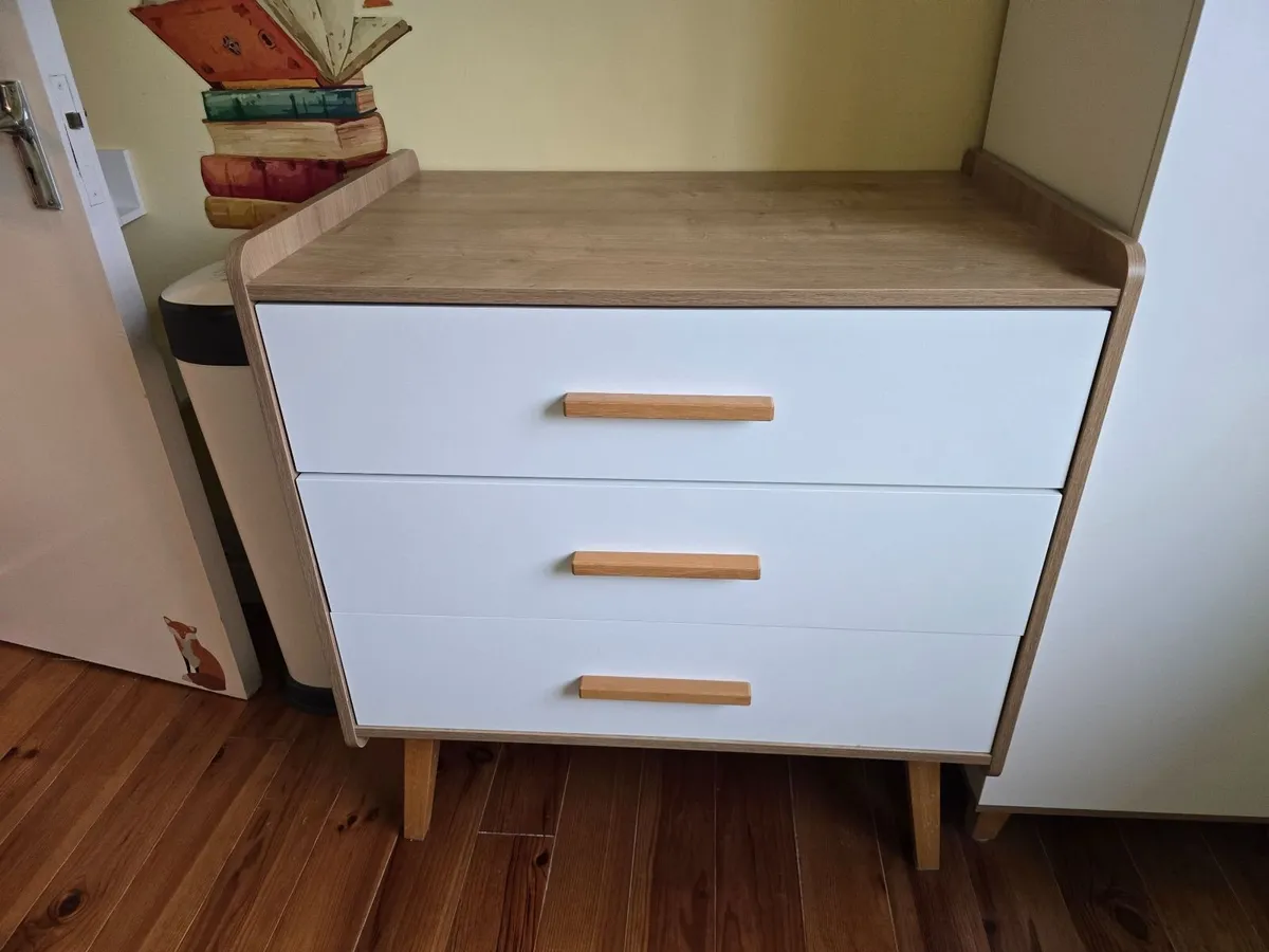 Silver Cross Westport Nursery Furniture Set - Image 1