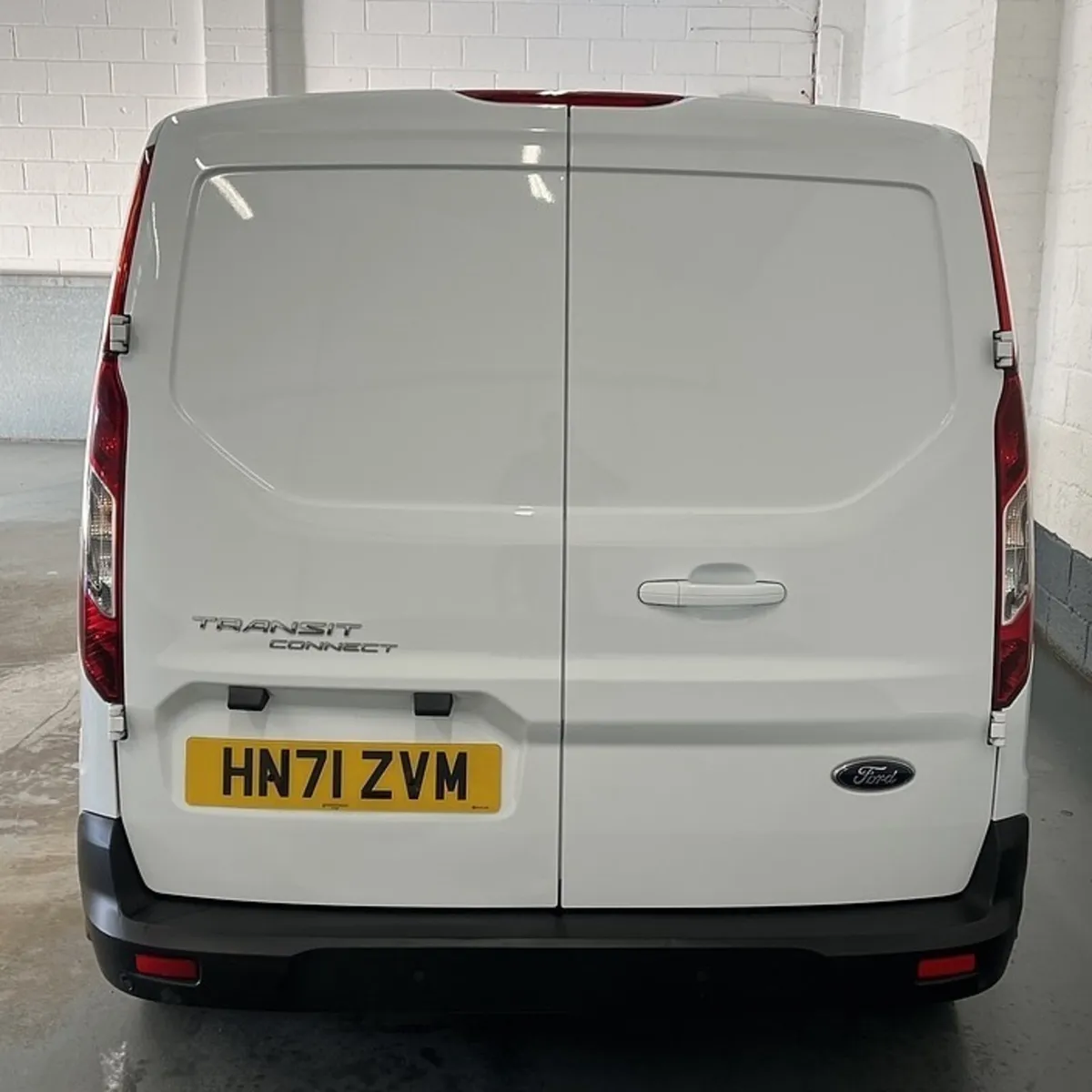 2021 Ford Transit Connect Panel Van - Image 4