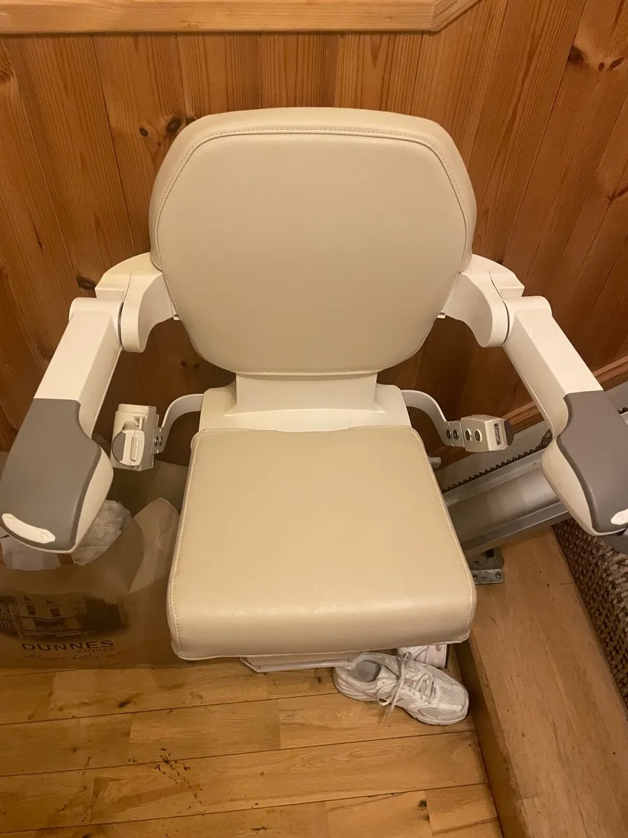 Stair lift - Image 1