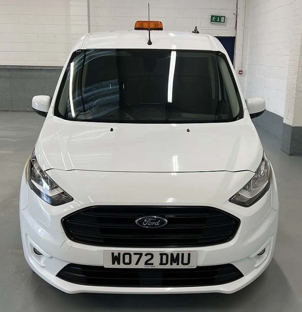 2023 Ford Transit Connect Panel Van - Image 1