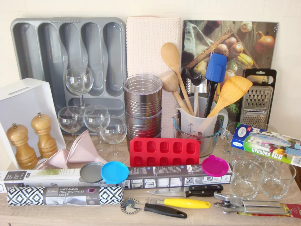 Kitchen items bundle - Image 1