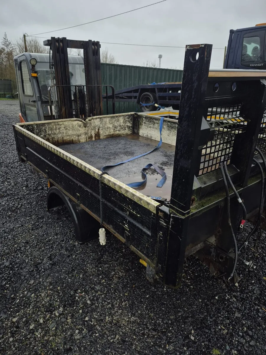 3 way tipping body - Image 1