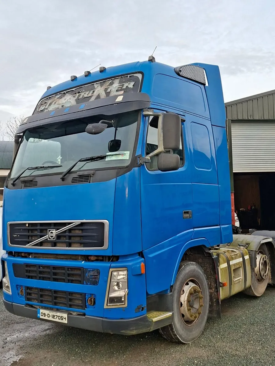 2009 Volvo FH13 Truck & Tony Trailer - Image 3