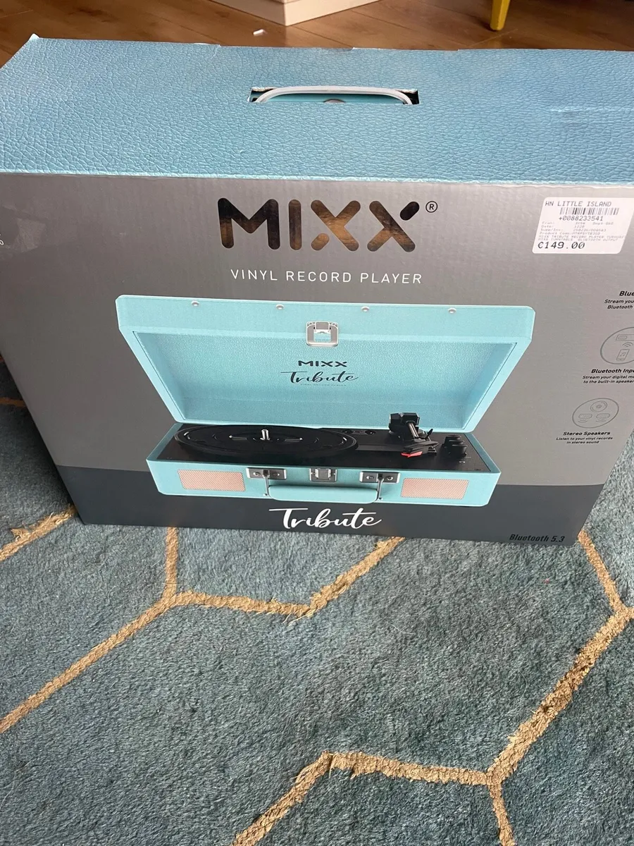 Record player - Image 1