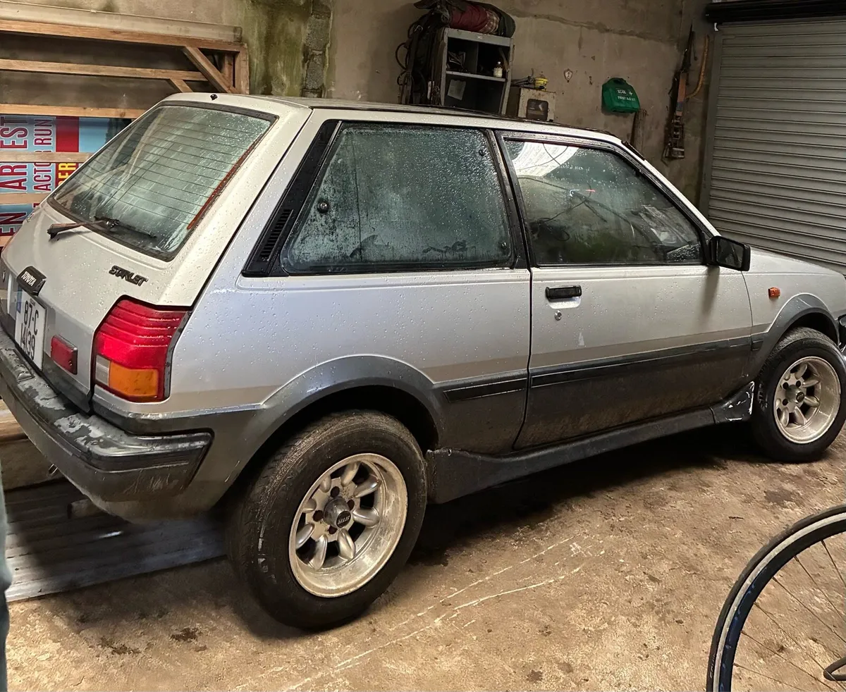 Toyota Starlet - Image 3