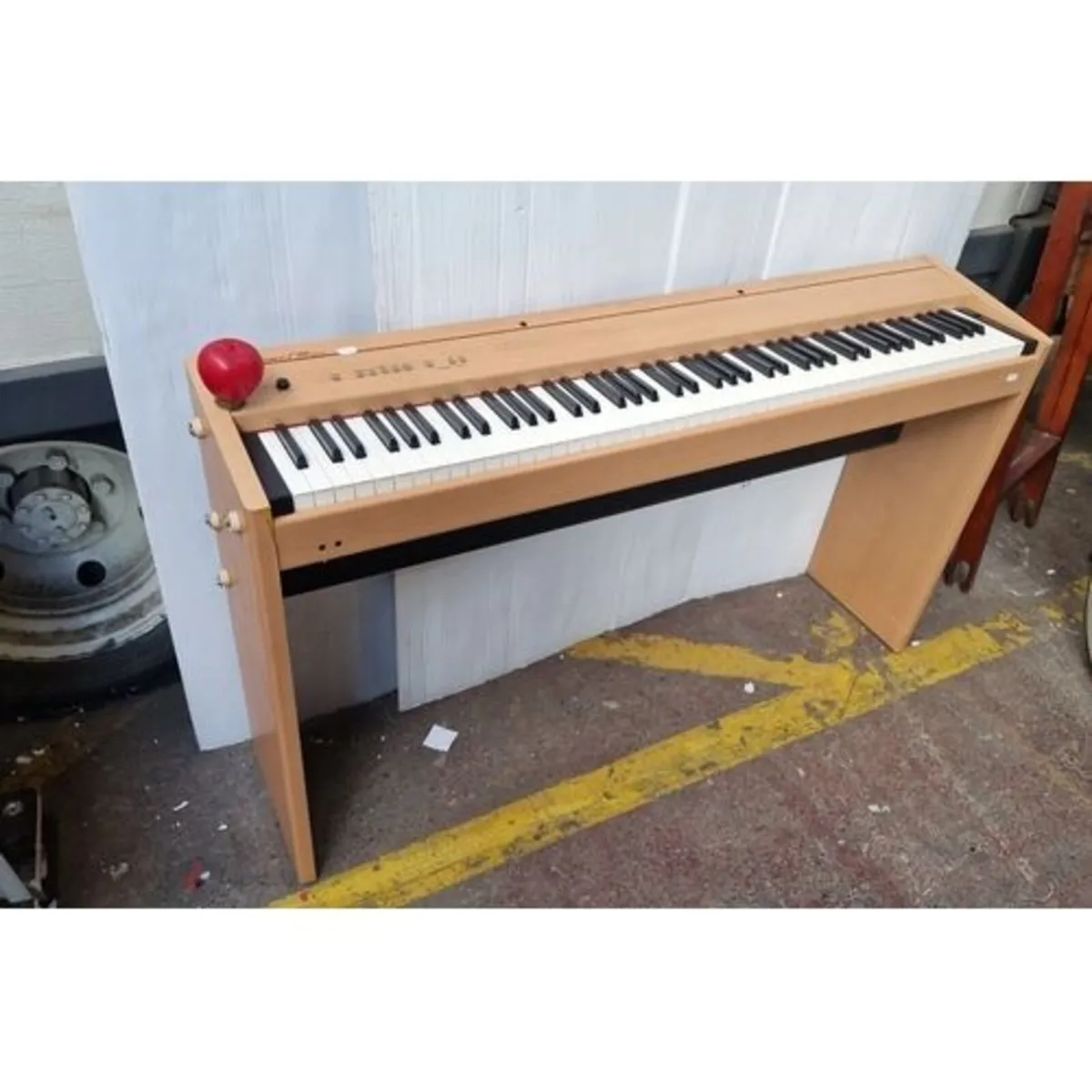 Star Lot-Art-Jewellery-Furniture-Antiques-Silver - Image 3