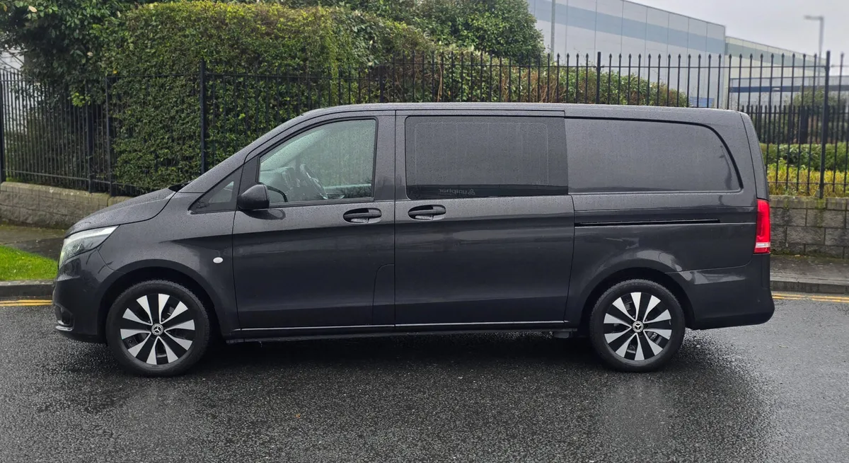 Mercedes Vito Crew Cab 119 ELEGANCE - Image 3