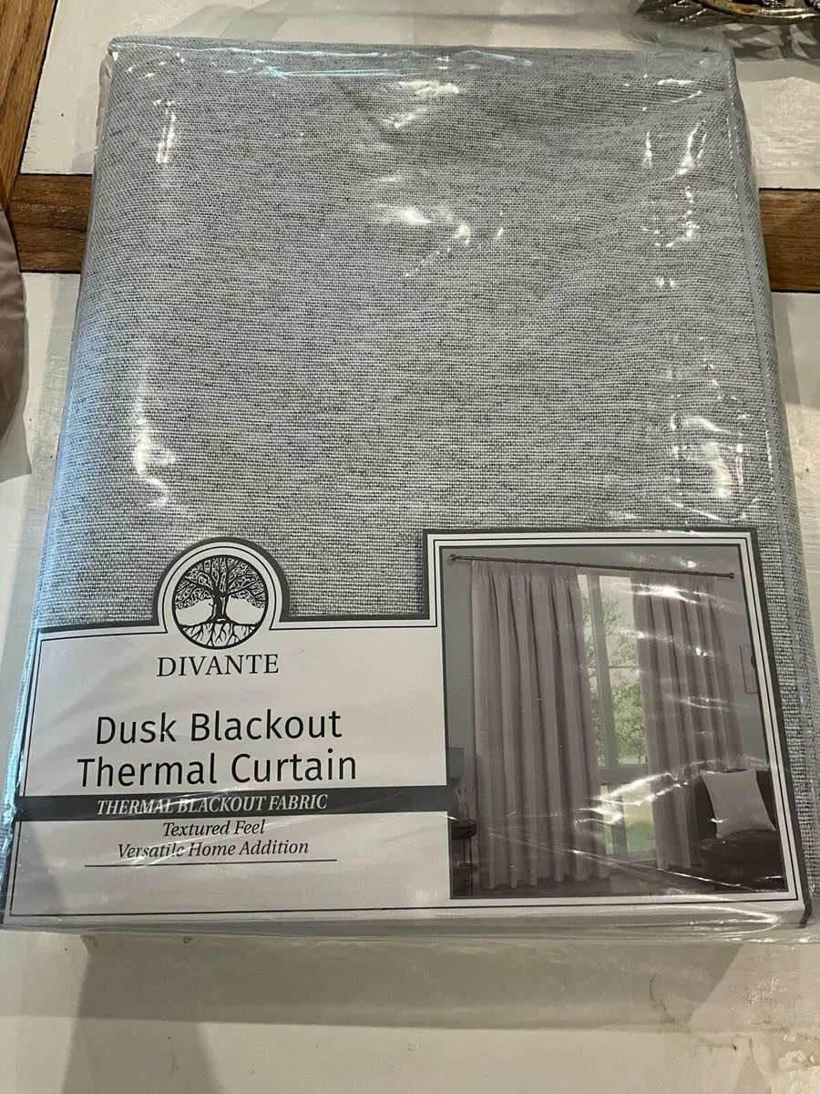 Pr. BLACKOUT Thermal Curtains. New - Image 3