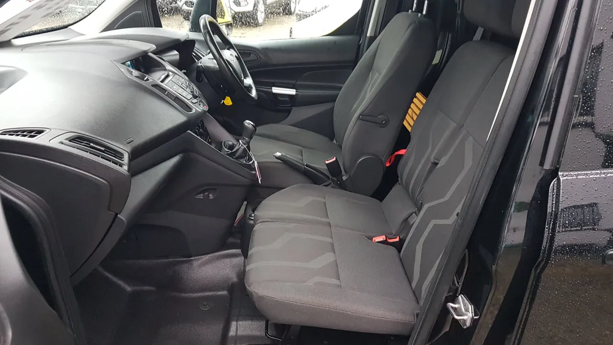 Ford Transit CONNECT TREND L2 100BHP VAT INVOICE - Image 4