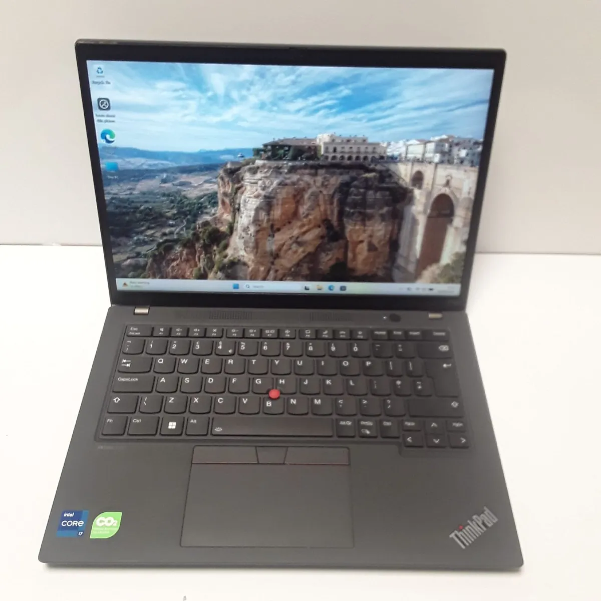 Lenovo ThinkPad P14s Gen 4 | Intel Core i7-1360P | - Image 3