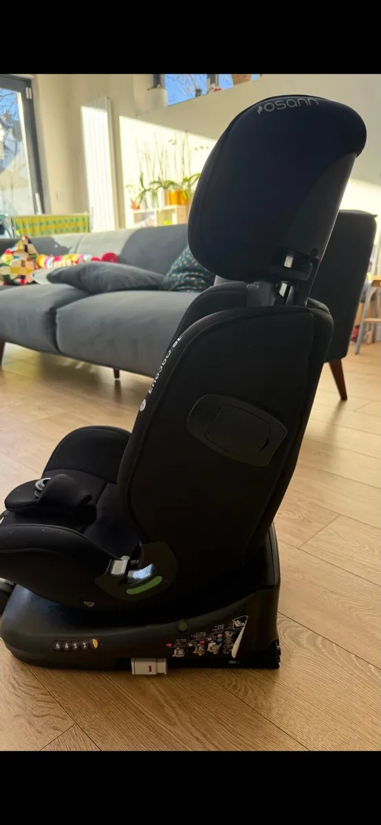 Rotating Child's Car Seat (Osanna Eno360 L) - Image 4