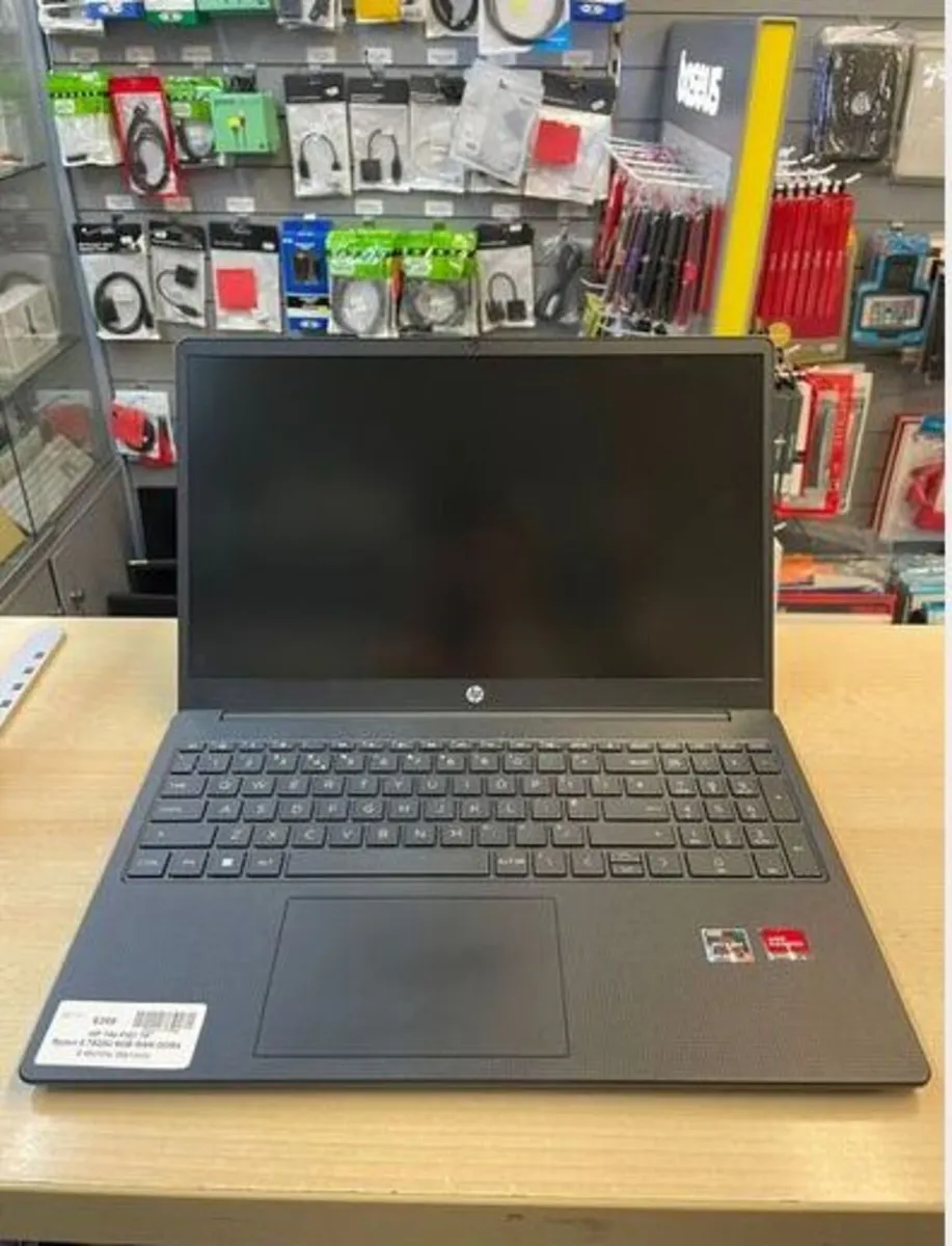 HP 15-FC0 15" - Image 1