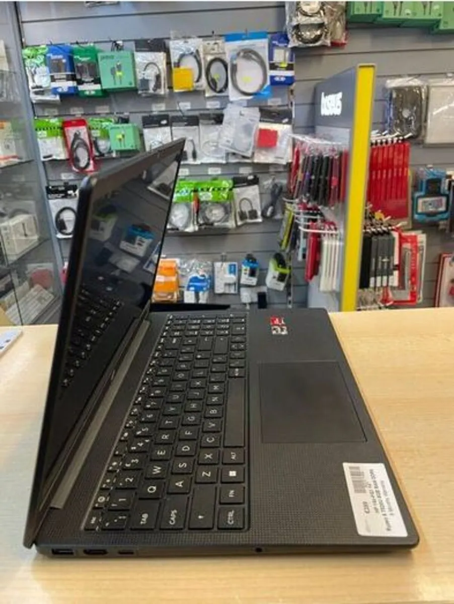 HP 15-FC0 15" - Image 3