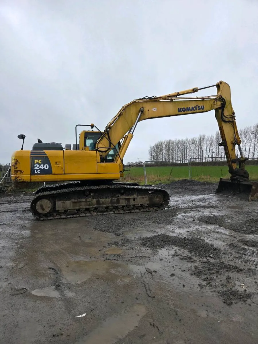 Komatsu pc 240 lc - Image 3
