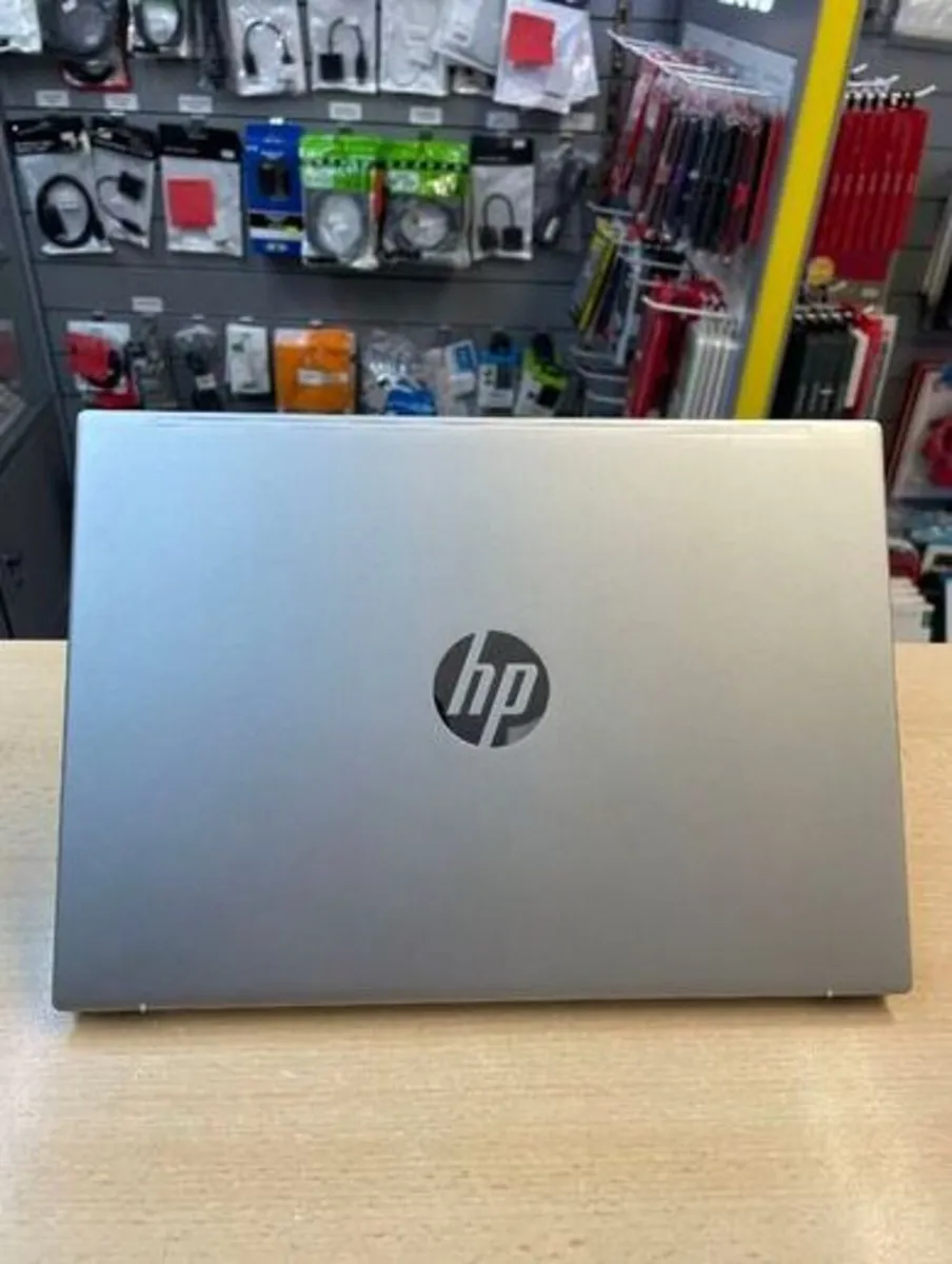 HP Pavilion Aero 13 - Image 3