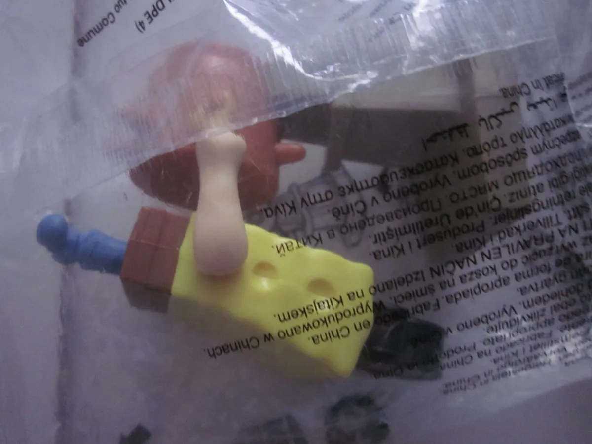 Burger King SpongeBob SquarePants Pirate Figure - Image 3