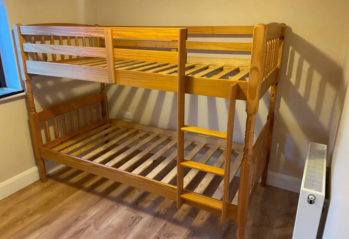 Bunk bed