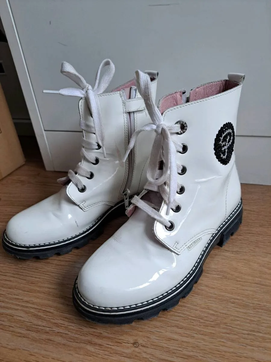 Girls shoes boots size 34 white - Image 2