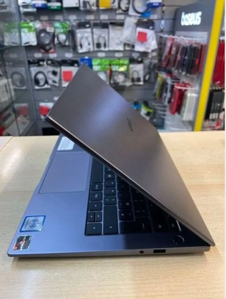 Huawei Matebook D14 14 - Image 1